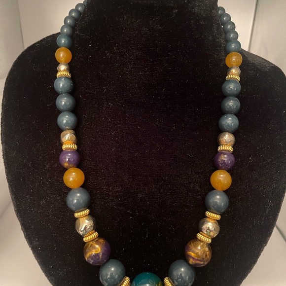 Vintage Necklace purple green gold amber claw clasp - Picture 7 of 7